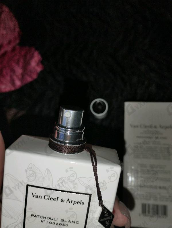 Парфюмерия Patchouli Blanc от Van Cleef & Arpels