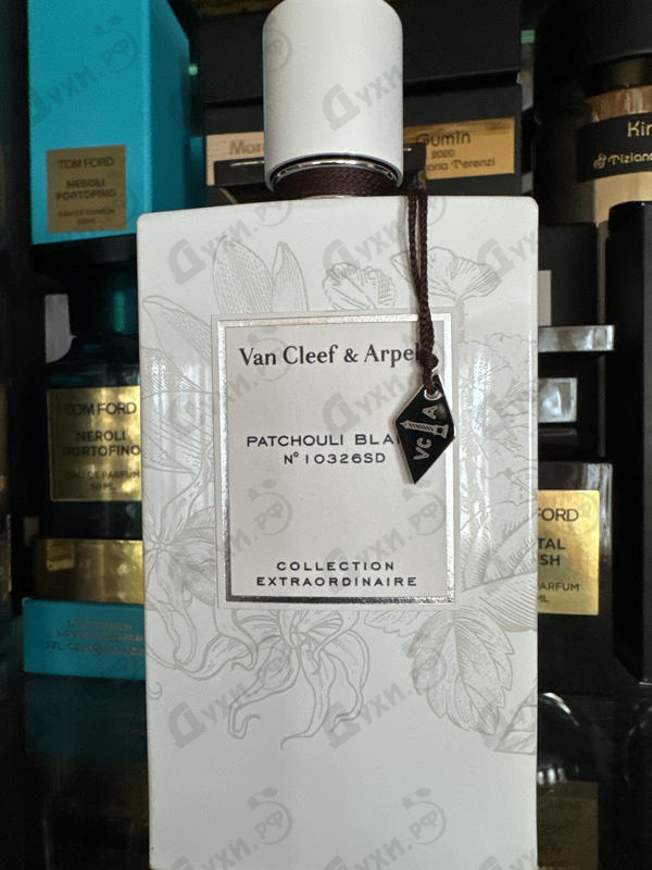 Парфюмерия Patchouli Blanc от Van Cleef & Arpels