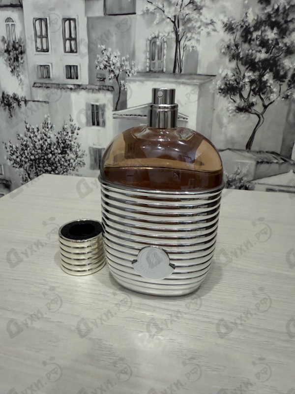 Купить Moncler Pour Femme