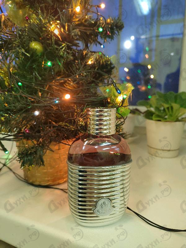 Духи Pour Femme от Moncler