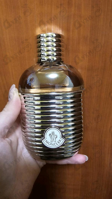 Парфюмерия Pour Femme от Moncler