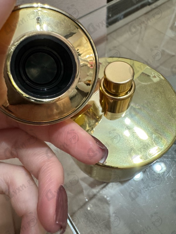 Парфюмерия Confidential Private Gold от Lattafa Perfumes