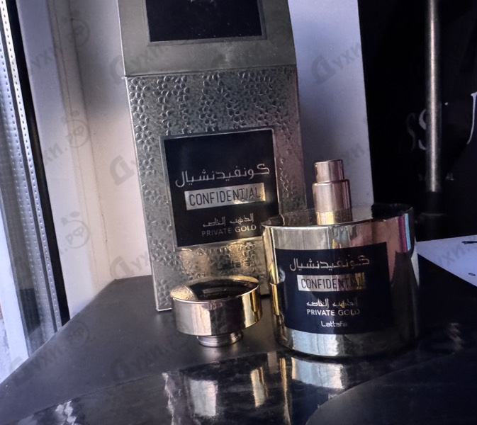 Духи Confidential Private Gold от Lattafa Perfumes