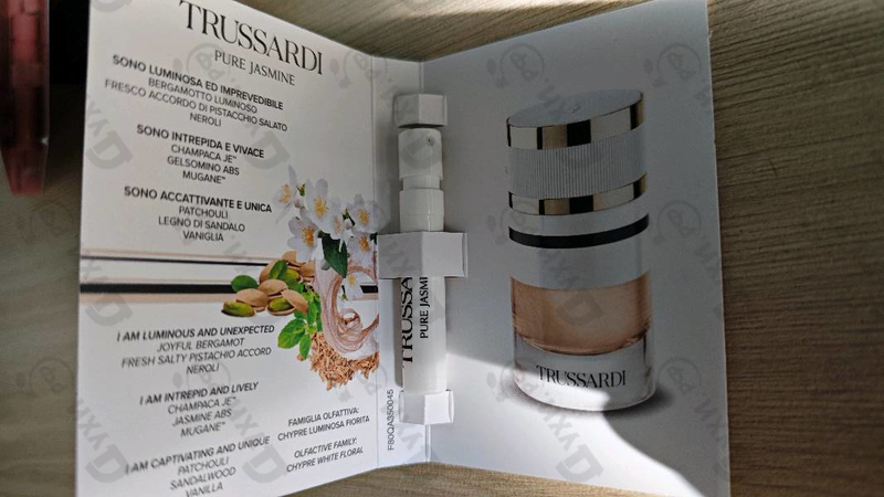Отзывы Trussardi Pure Jasmine