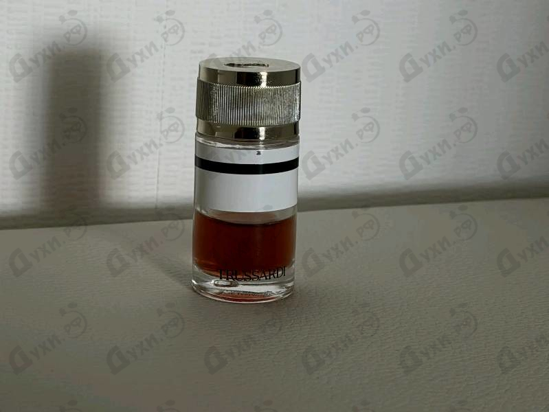 Парфюмерия Pure Jasmine от Trussardi