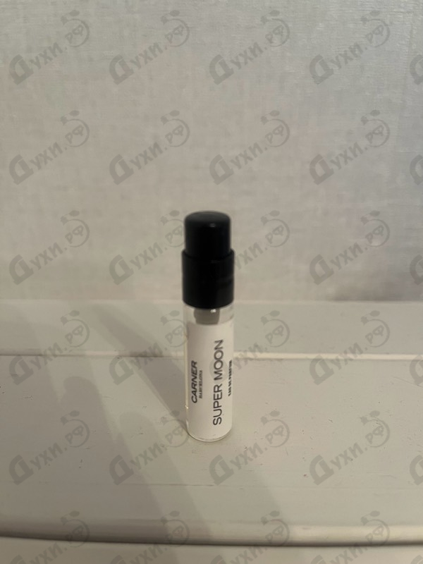 Парфюмерия Super Moon от Carner Barcelona