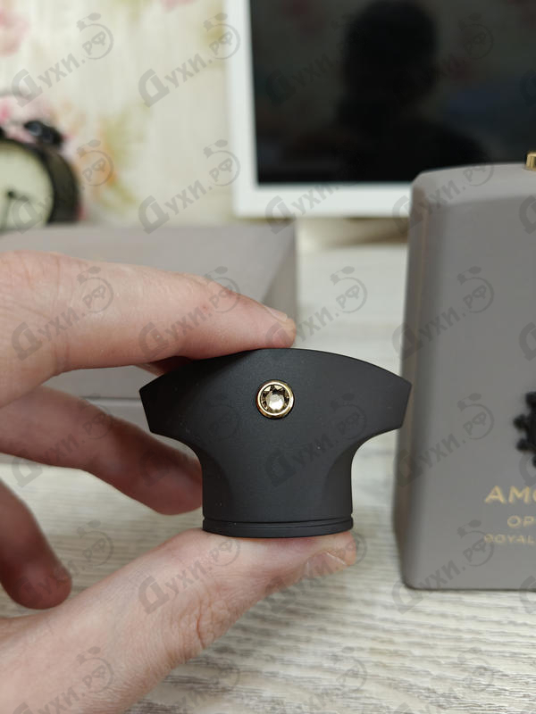 Духи Opus XIV Royal Tobacco от Amouage