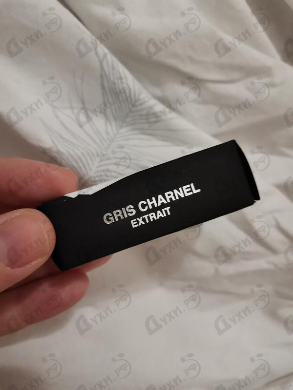 Духи Gris Charnel Extrait от Parfums BDK