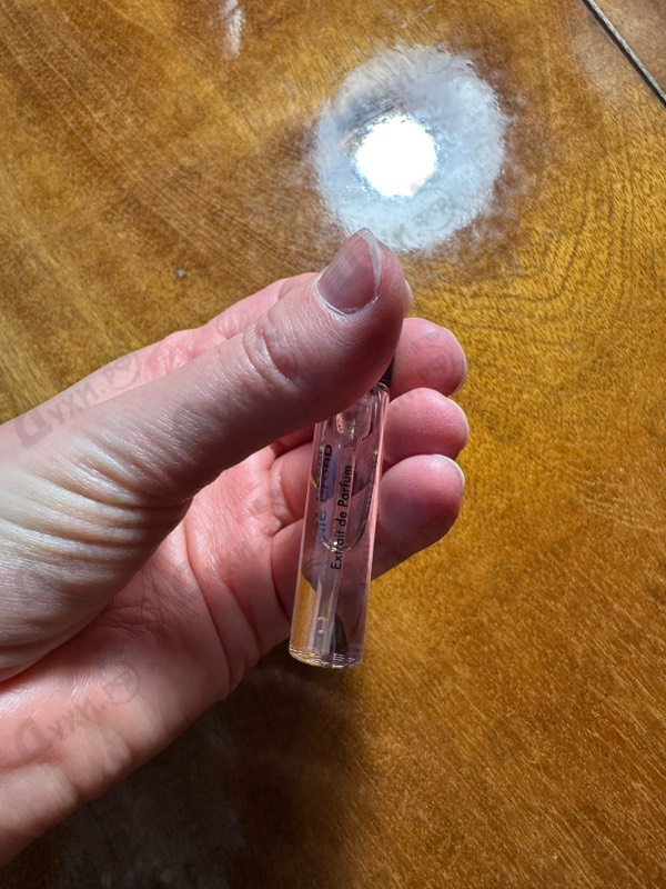 Парфюмерия Cosmic Cloud от Louis Vuitton