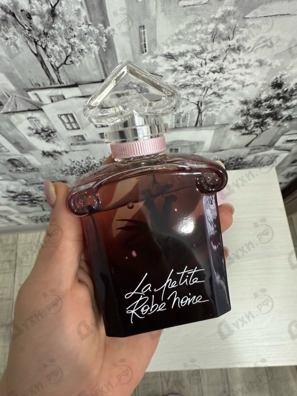 Парфюмерия Guerlain La Petite Robe Noire Eau De Parfum Intense
