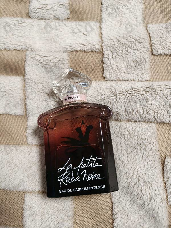 Купить La Petite Robe Noire Eau De Parfum Intense от Guerlain