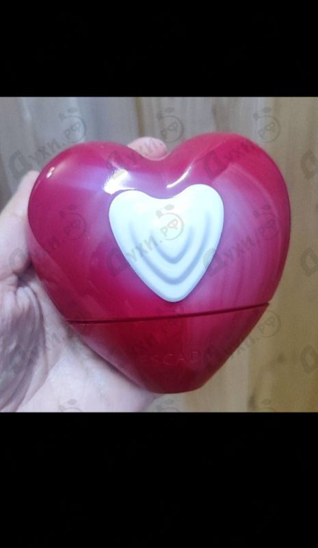 Парфюмерия Show Me Love от Escada