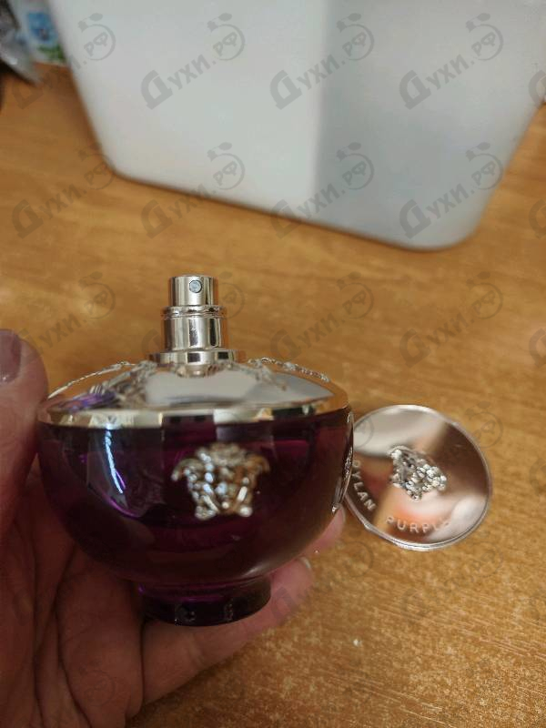 Парфюмерия Dylan Purple от Versace