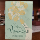 Духи Vivamore от Selena Gomez