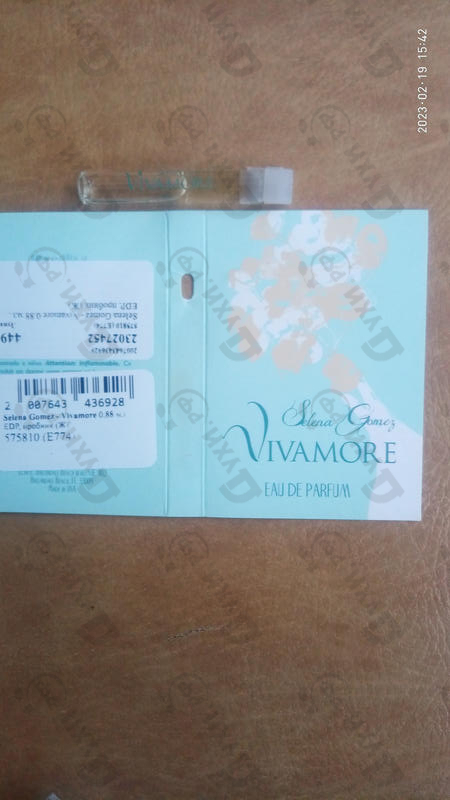 Духи Vivamore от Selena Gomez