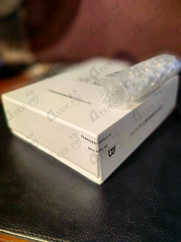 Духи Under My Skin от Francesca Bianchi