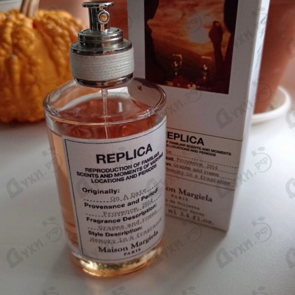 Купить On A Date от Maison Martin Margiela's