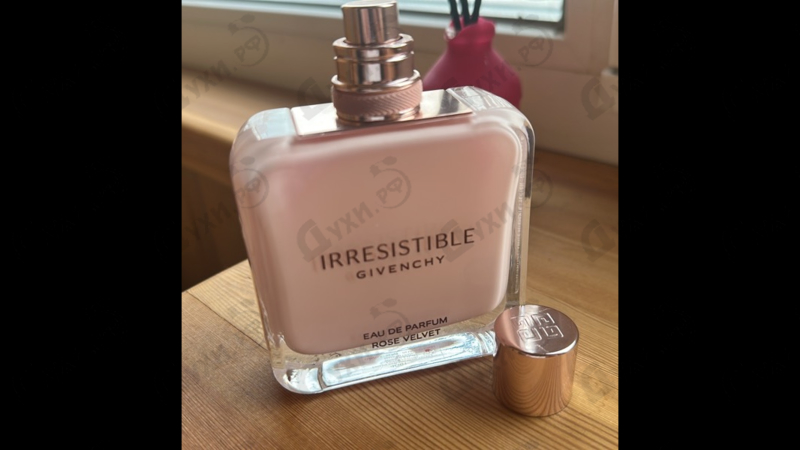 Духи Irresistible Rose Velvet от Givenchy