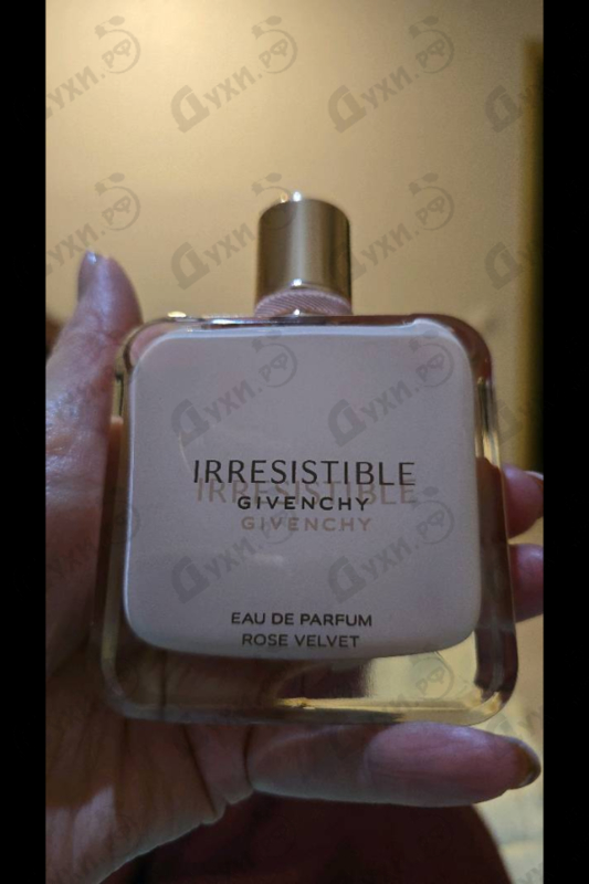 Духи Irresistible Rose Velvet от Givenchy