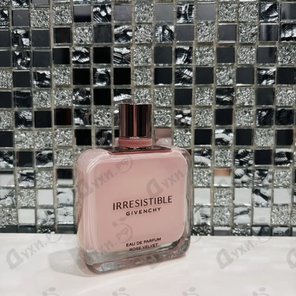 Духи Irresistible Rose Velvet от Givenchy