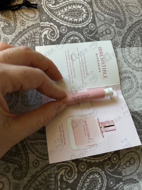 Парфюмерия Irresistible Rose Velvet от Givenchy