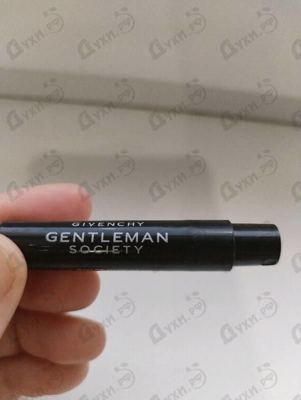 Духи Gentleman Society от Givenchy