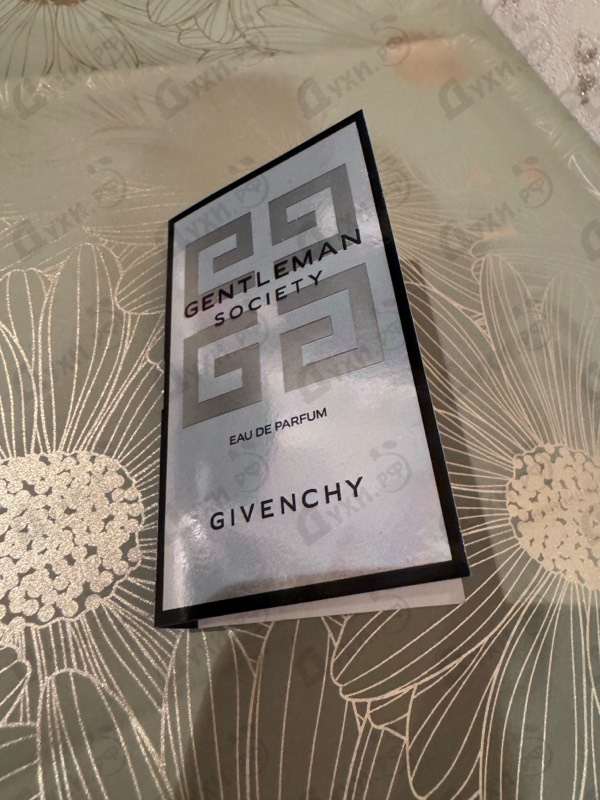 Духи Gentleman Society от Givenchy