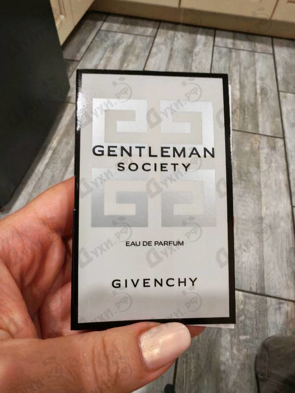 Духи Gentleman Society от Givenchy
