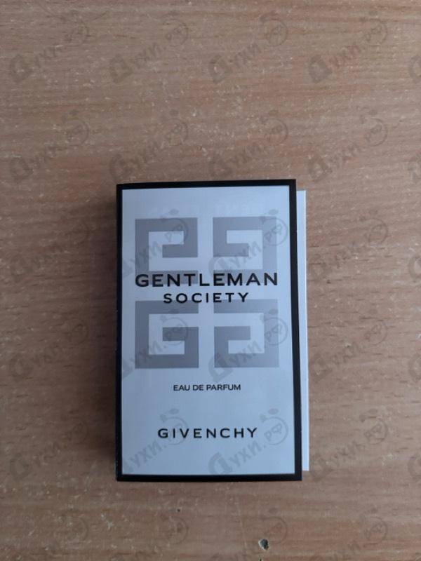 Духи Gentleman Society от Givenchy