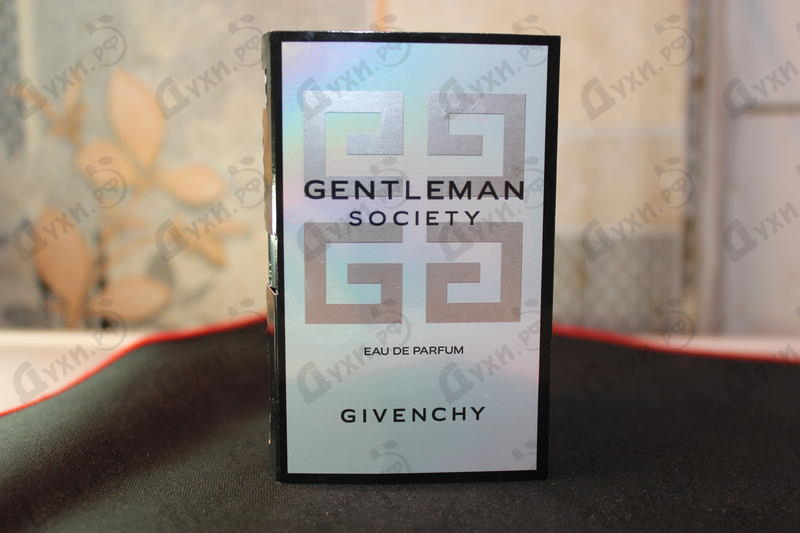 Духи Gentleman Society от Givenchy