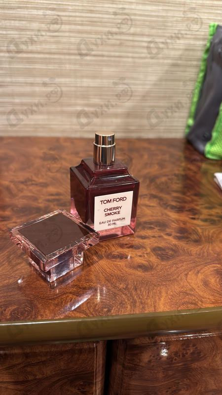 Купить Cherry Smoke от Tom Ford