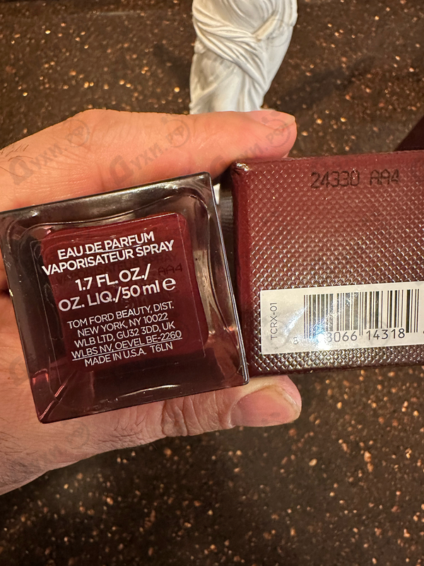 Парфюмерия Cherry Smoke от Tom Ford