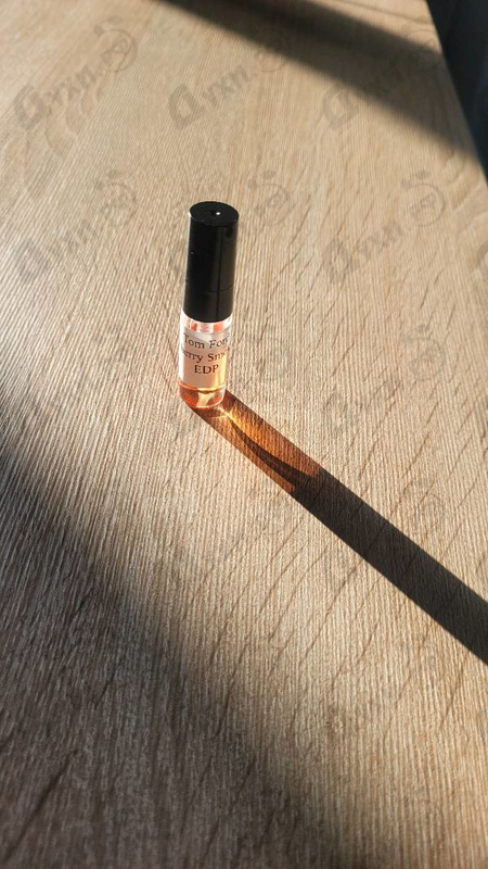 Парфюмерия Tom Ford Cherry Smoke