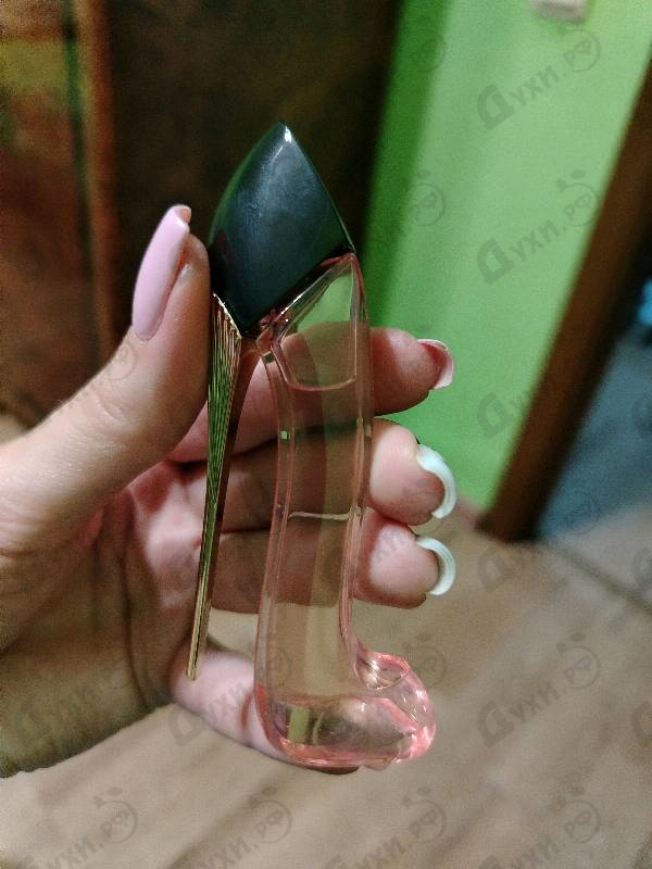 Парфюмерия Carolina Herrera Good Girl Blush