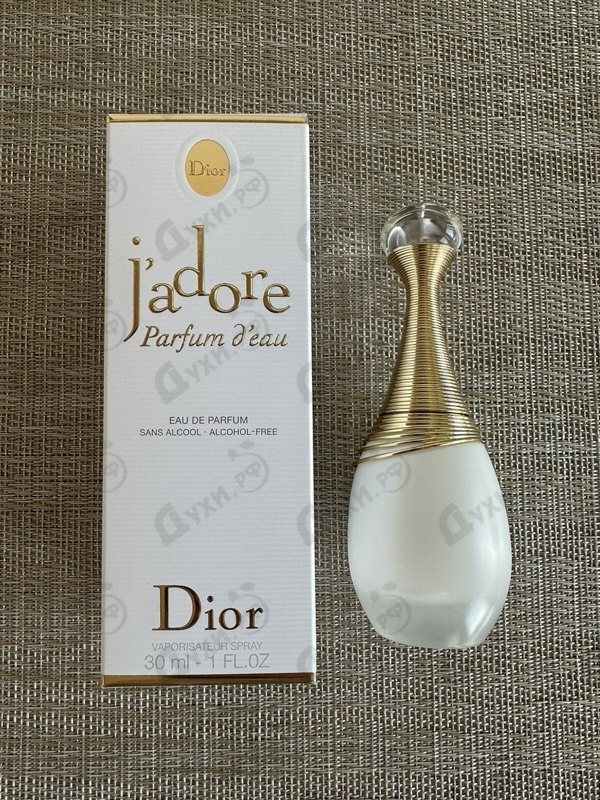 Купить J'adore Parfum d'Eau от Christian Dior