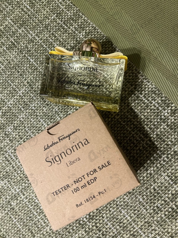 Купить Signorina Libera от Salvatore Ferragamo