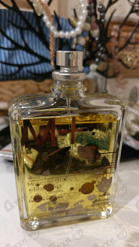 Купить Molecule 01 + Black Tea от Escentric Molecules