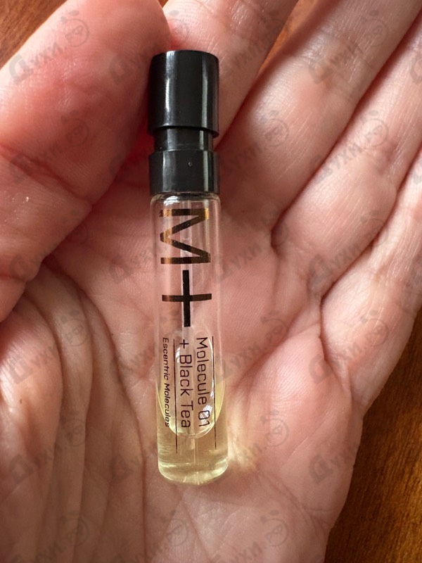 Парфюмерия Molecule 01 + Black Tea от Escentric Molecules