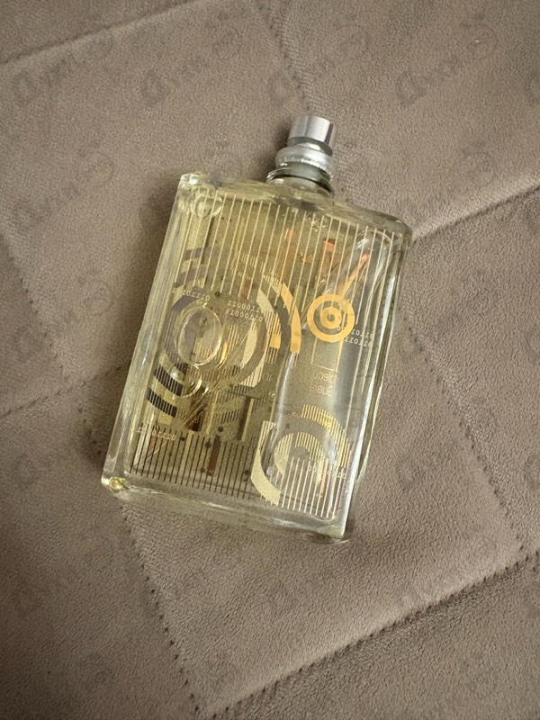 Парфюмерия Molecule 01 + Guaiac Wood от Escentric Molecules