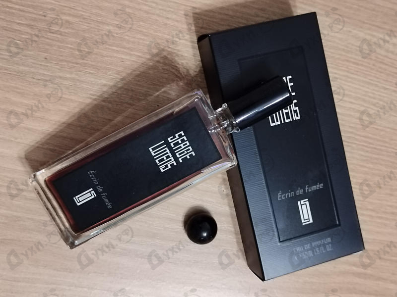 Парфюмерия Ecrin De Fumee от Serge Lutens