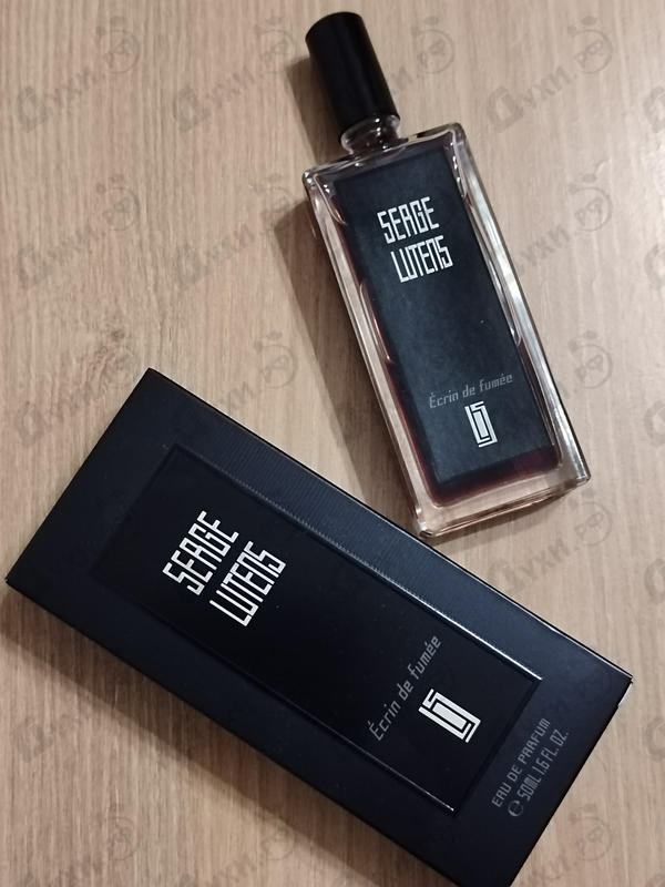 Парфюмерия Ecrin De Fumee от Serge Lutens