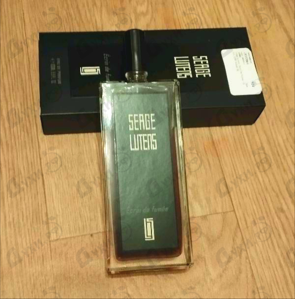 Парфюмерия Ecrin De Fumee от Serge Lutens