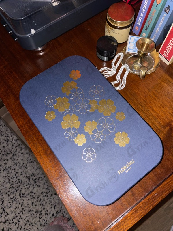 Купить Levitating от Floraiku