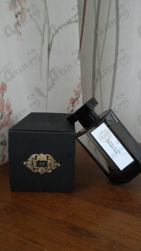 Отзыв L'Artisan Parfumeur Bois Farine