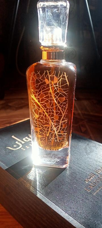 Духи Safwaan L'Autre Oud от Lattafa Perfumes