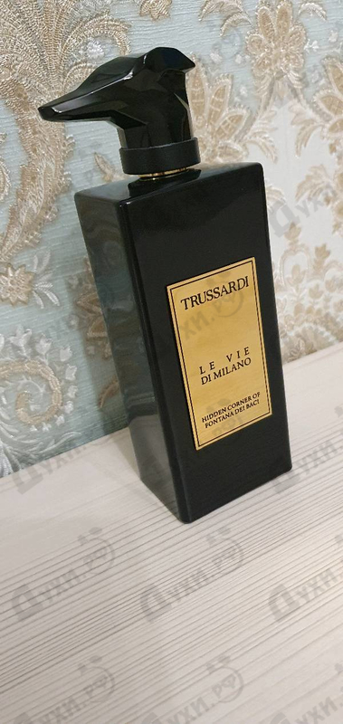 Парфюмерия Hidden Corner Of Fontana Dei Baci от Trussardi Отзывы Trussardi Hidden Corner Of Fontana Dei Baci