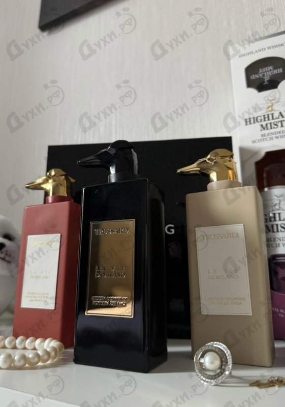 Отзывы Trussardi Hidden Corner Of Fontana Dei Baci