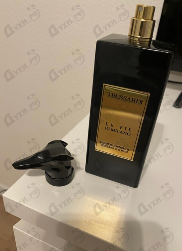 Духи Hidden Corner Of Fontana Dei Baci от Trussardi