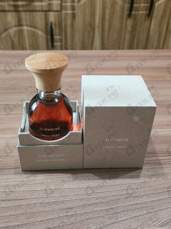 Парфюмерия Slowdive от Hiram Green