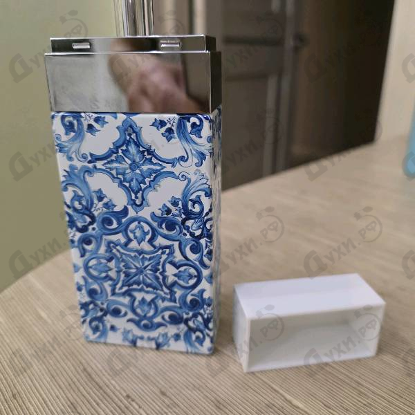 Духи Light Blue Summer Vibes от Dolce & Gabbana